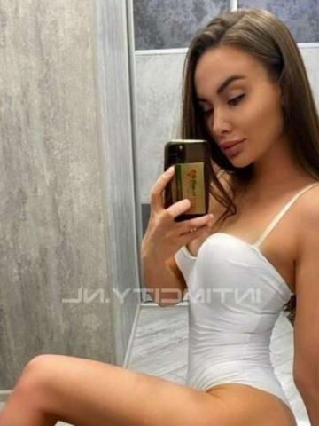 Проститутка Майя